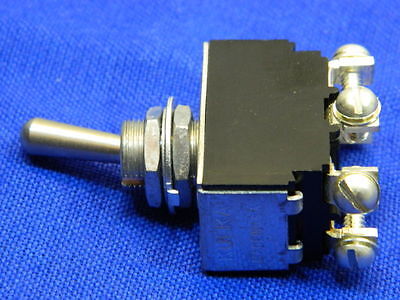 Toggle switch momentary